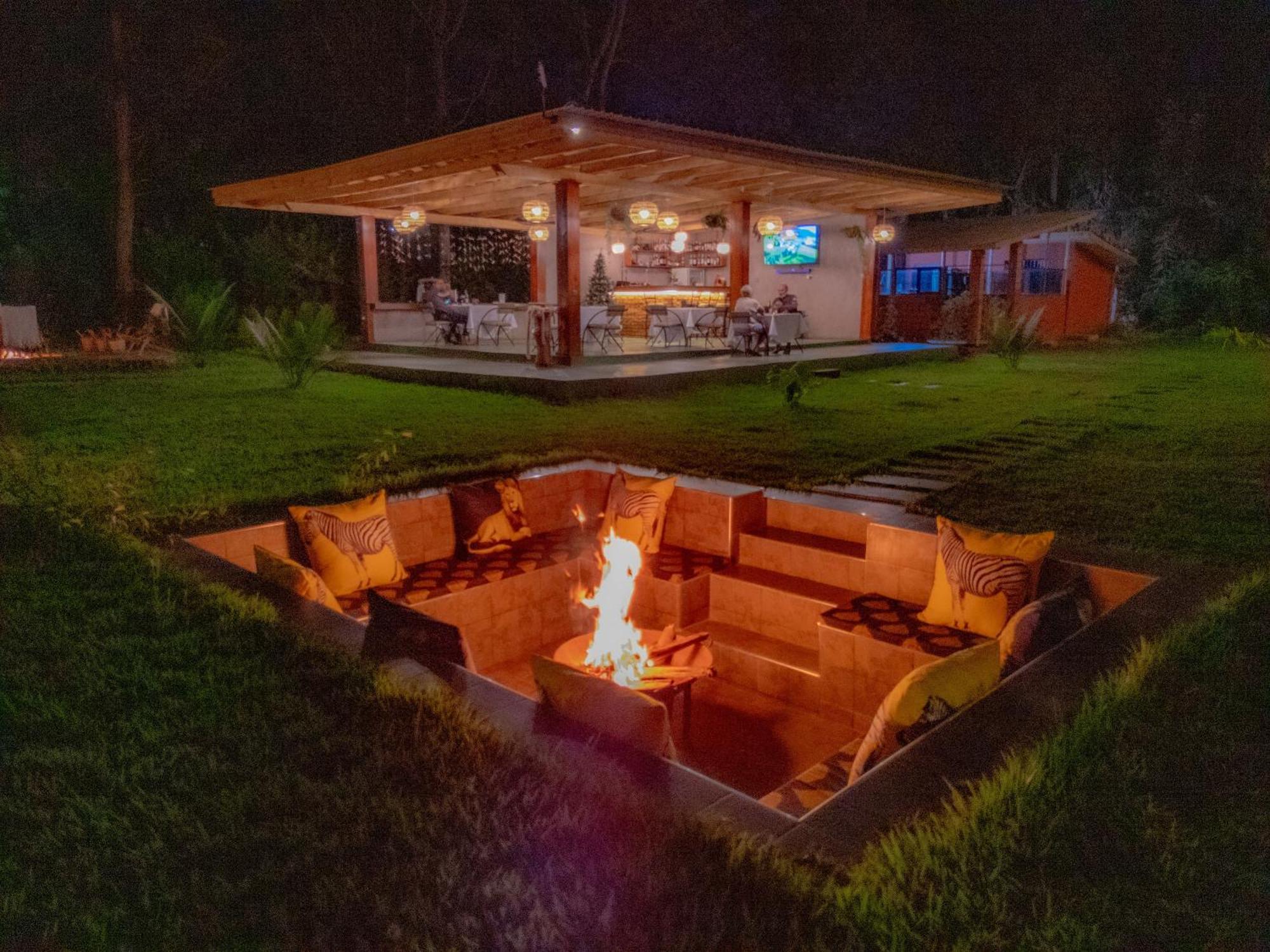 Shose Farmhouse Chalets & Campsite Moshi Exterior foto